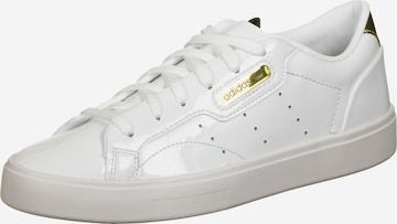 Baskets basses 'Sleek' ADIDAS ORIGINALS en blanc : devant