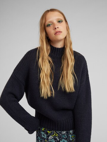 EDITED Sweter 'Egid' w kolorze niebieski