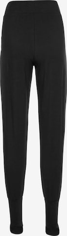 OCEAN SPORTSWEAR Tapered Workout Pants in Black