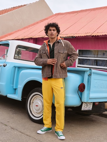 Brown Jacket Layering Look