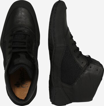 Rieker Sneaker in Schwarz: bočná strana