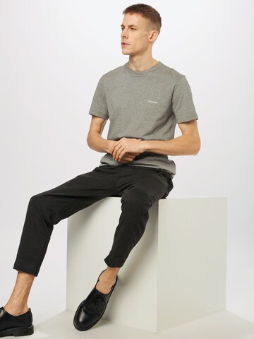 Calvin Klein Tričko – šedá