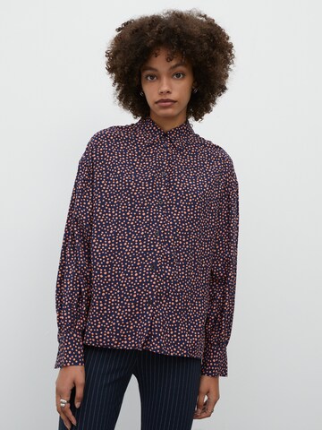 EDITED Bluse 'Emina' in Blau: Vorderseite