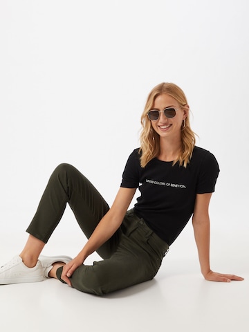 UNITED COLORS OF BENETTON - Camiseta en negro