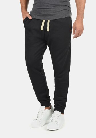 Effilé Pantalon 'Tilo' BLEND en noir : devant