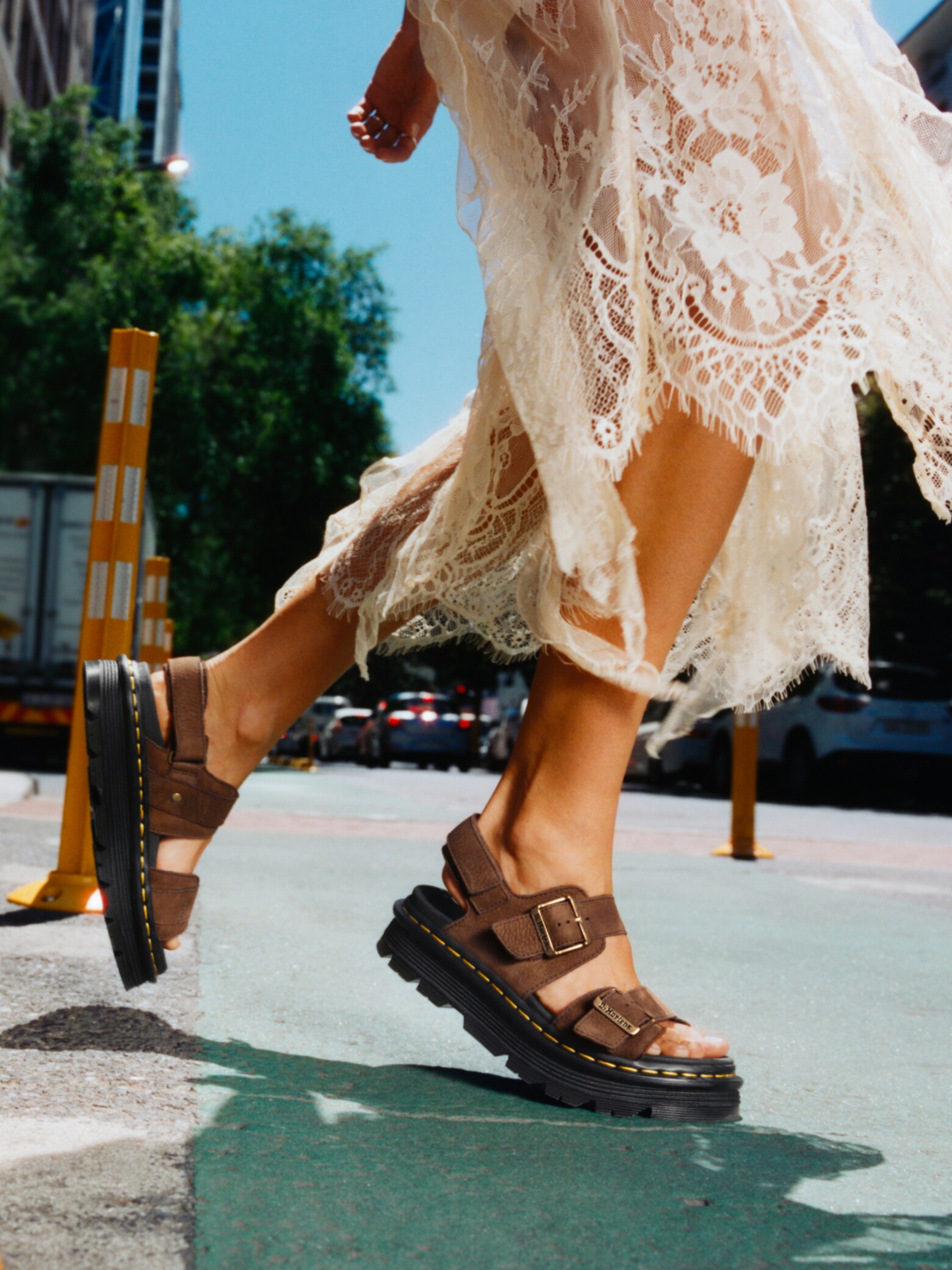 bien plus qu'une simple sandale Dr. Martens