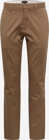 Coupe slim Pantalon chino 'Aiden' Banana Republic en marron : devant