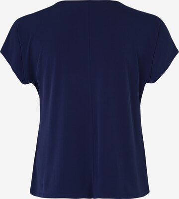 T-shirt 'Mandy' ABOUT YOU Curvy en bleu : derrière