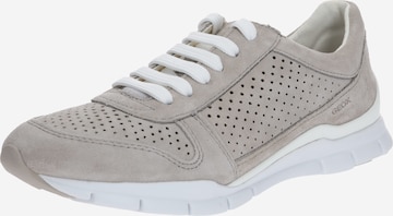 GEOX Sneakers laag 'Sukie' in Grijs: voorkant