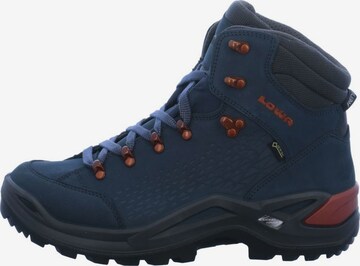 LOWA Boots in Blauw