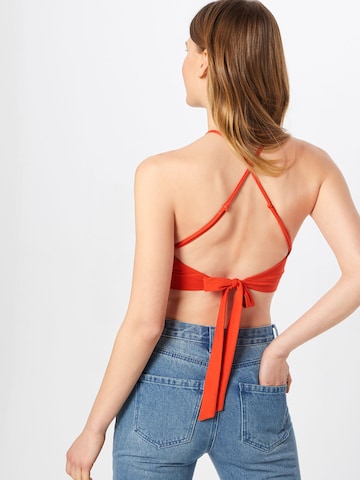Urban Classics Top w kolorze pomarańczowy: tył