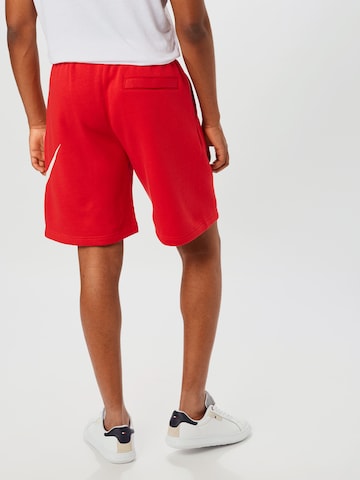 NIKE Shorts in Rot