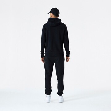 NEW ERA Sweatshirt 'Essential' in Schwarz