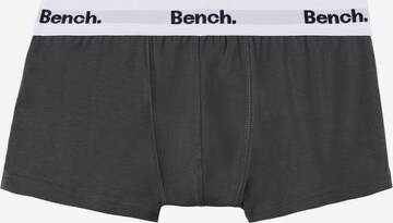 BENCH Boxer in Grau