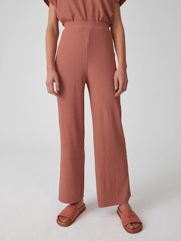 EDITED Wide Leg Hose 'Philine' in Braun: Vorderseite