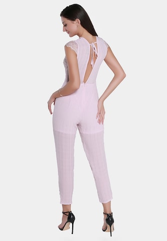 Usha - Jumpsuit en rosa