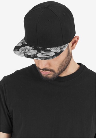 Flexfit Snapback 'Roses' in Schwarz