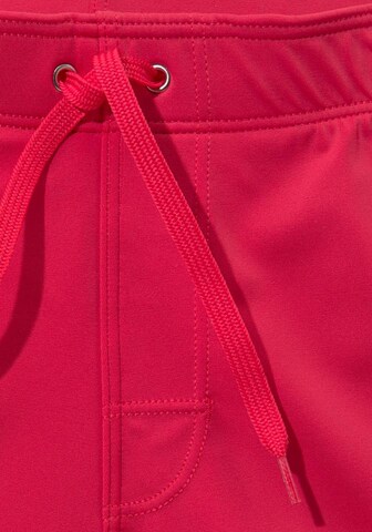 BENCH Športne kopalne hlače | rdeča barva