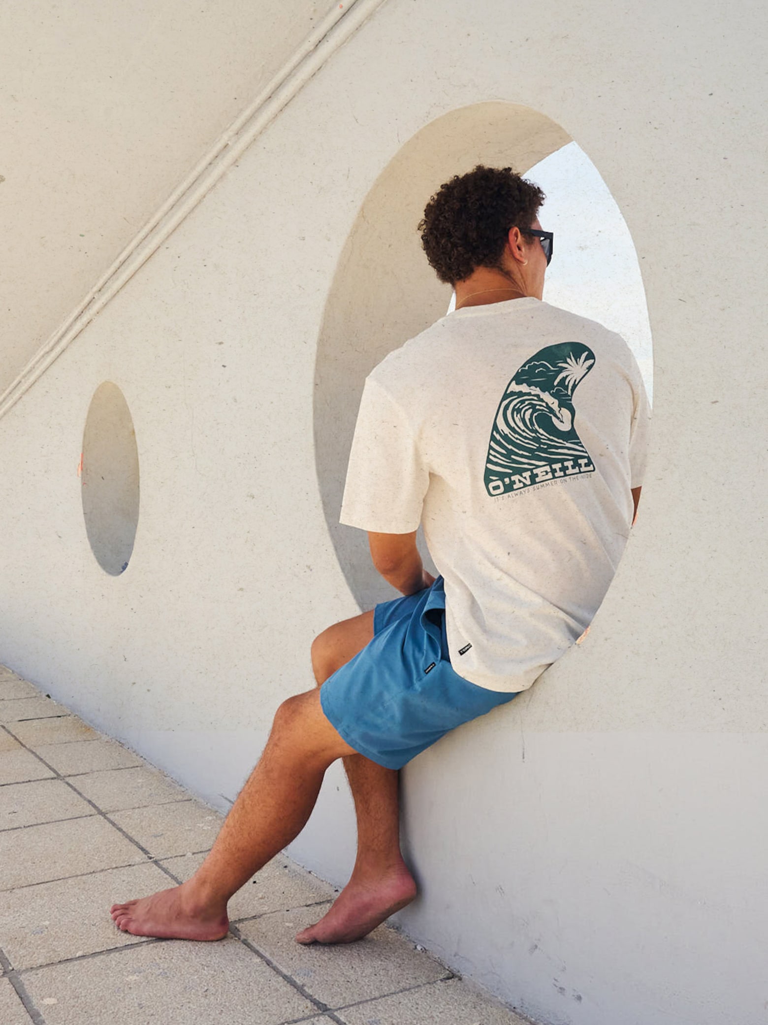 Summer. Live it. O'NEILL