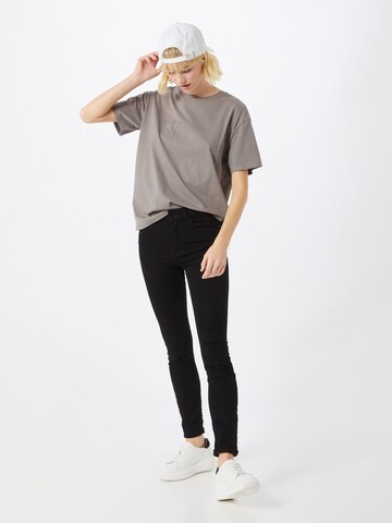 T-shirt 'Liv' MSCH COPENHAGEN en gris