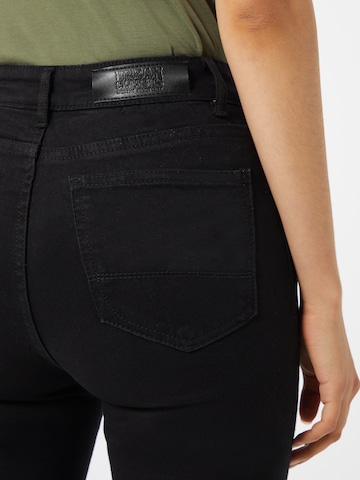 Urban Classics Skinny Jeans in Black