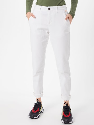 Superdry Regular Chino Pants in White: front