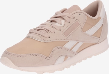 Baskets basses 'Wmns Classic Nylon' Reebok en rose : devant