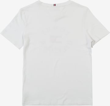 T-Shirt 'Essential Graphic' TOMMY HILFIGER en blanc : derrière