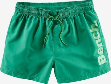 BENCH Плавательные шорты в Зеленый: спереди