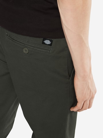 DICKIES Слим Брюки-чинос 'Kerman' в Серый