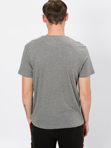 Lyle & Scott T-Shirt in Grau