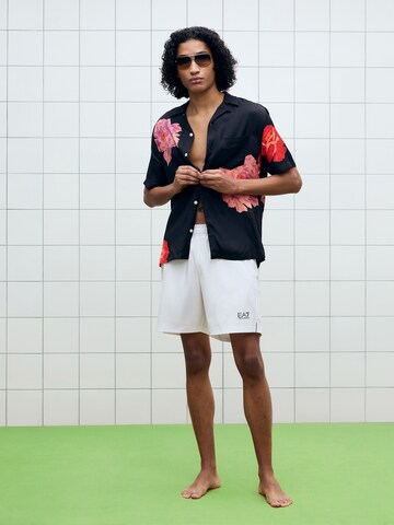 Black Flower Shirt Look