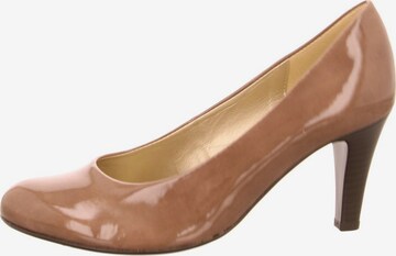 GABOR Pumps in Braun