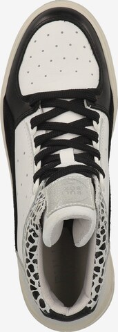 BULLBOXER Sneakers hoog in Wit