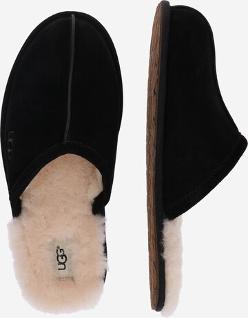 UGG Slippers 'Scuff' in Black: side