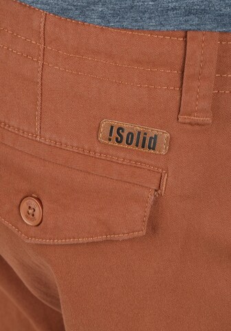 !Solid Regular Chino 'Lagoa' in Bruin