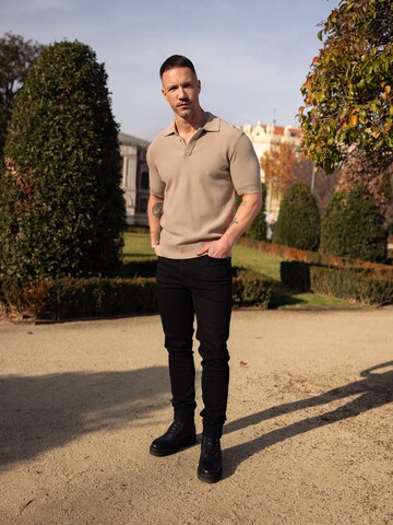 Casual Look by DAN FOX APPAREL