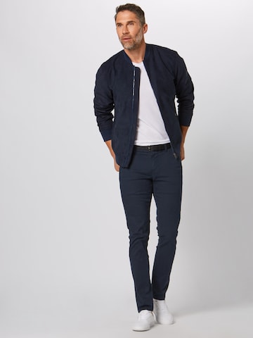 Coupe slim Pantalon chino Lindbergh en bleu