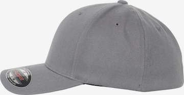 Cappello da baseball di Flexfit in grigio
