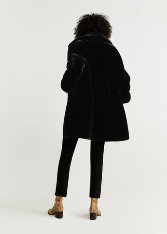 Manteau d’hiver MANGO en noir