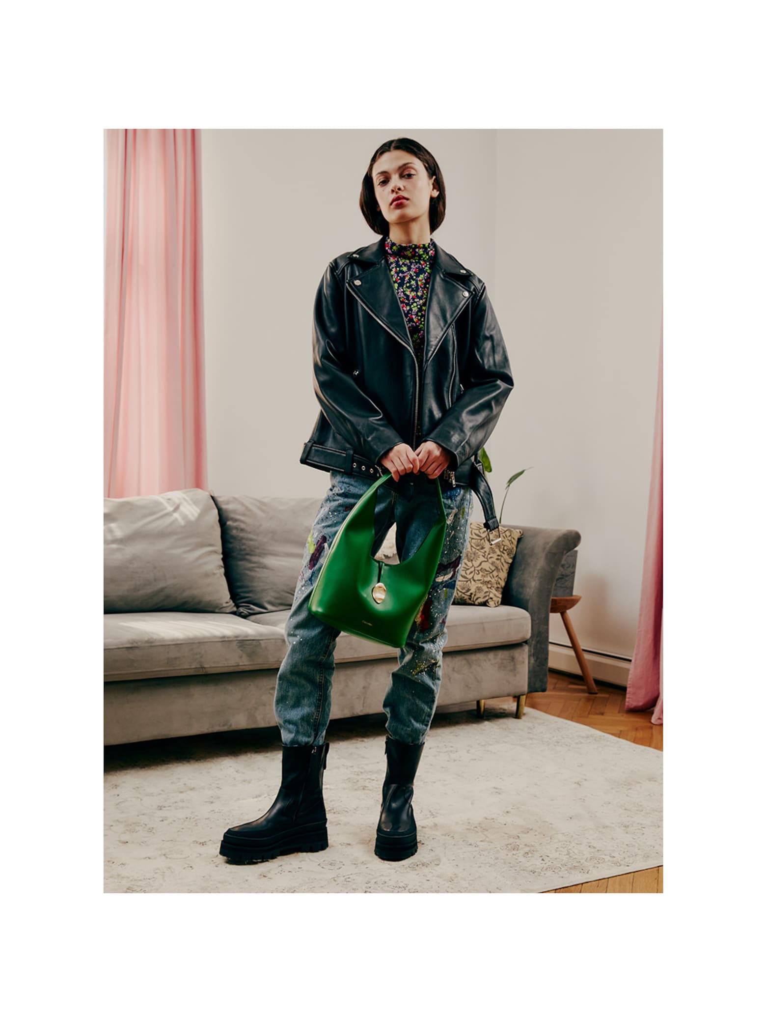 Silvia A - Jeans and Blouse Look