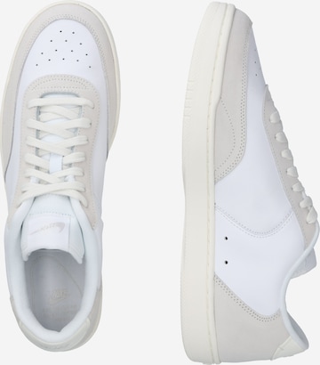 balta Nike Sportswear Sportbačiai be auliuko 'COURT VINTAGE PREM'