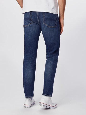 Superdry Regular Jeans '04 Daman' in Blauw