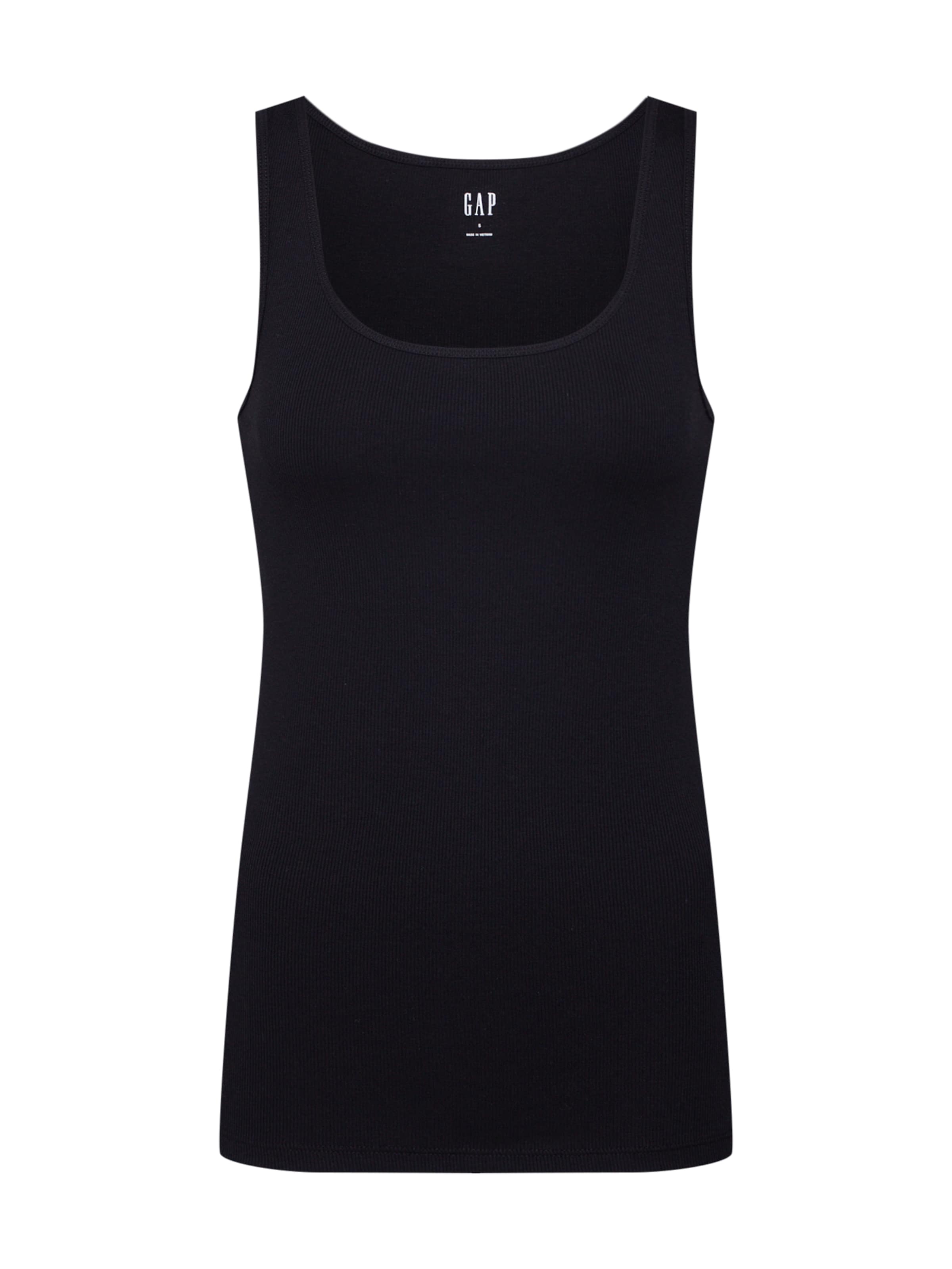 GAP Top in Black: front