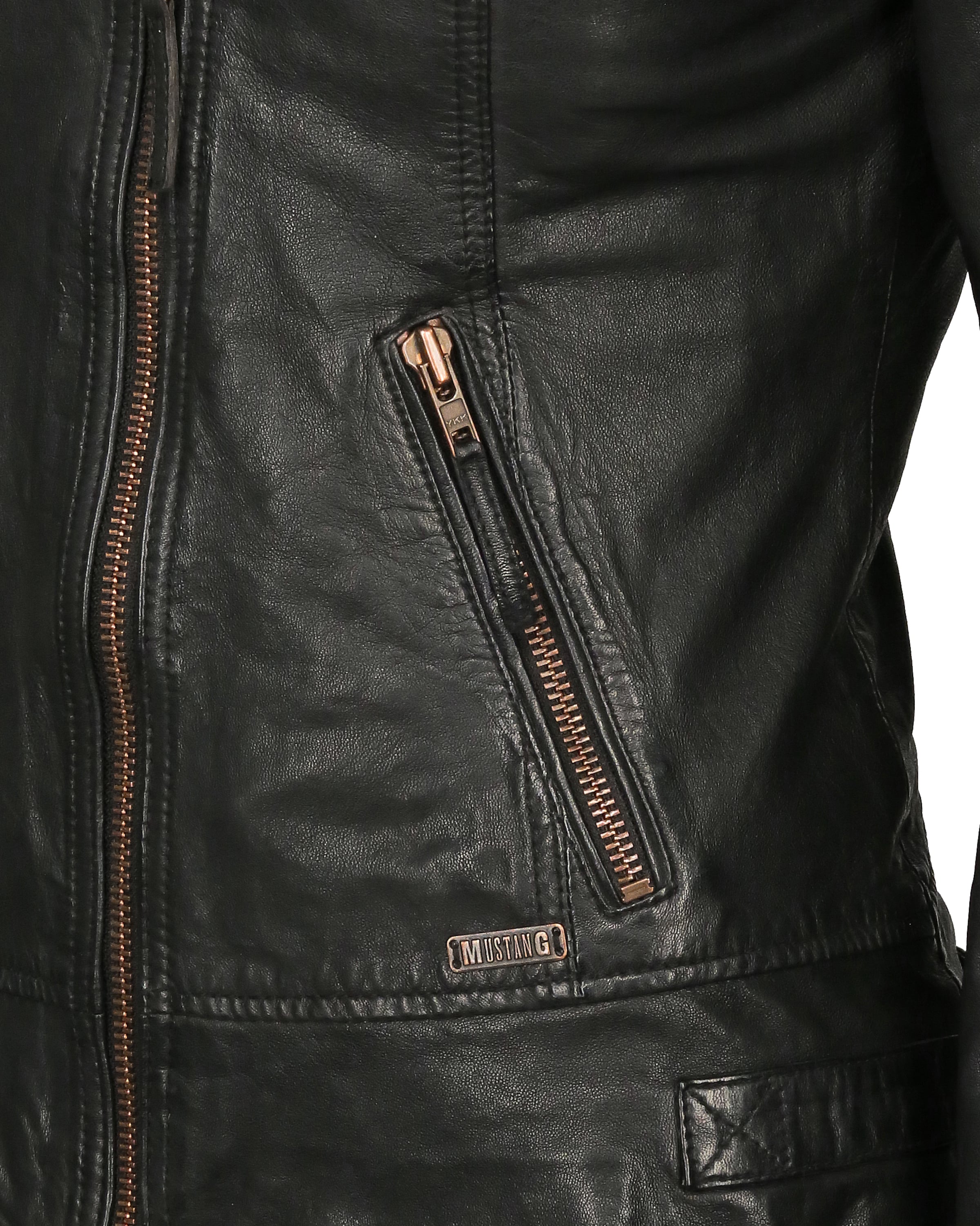 MUSTANG Between-season jacket 'Aniwa' in Black