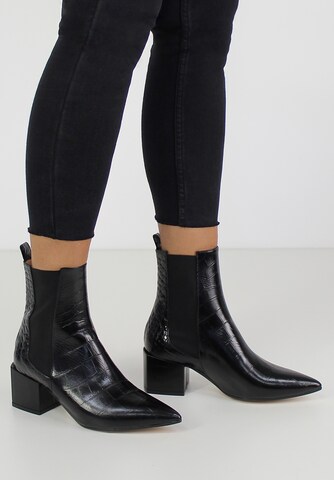 EVITA Chelsea boots in Zwart