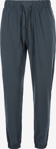 Q by Endurance Pants 'Maia' in Black: front