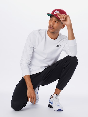 T-Shirt 'Club' Nike Sportswear en blanc