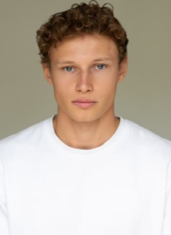 Dominik T