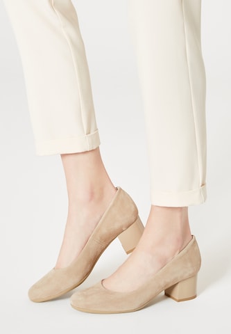 DreiMaster Maritim Between-season jacket in Beige: front